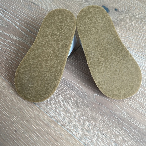Brand new Baby Deer begin walking shoes size 6 - Picture 5 of 5